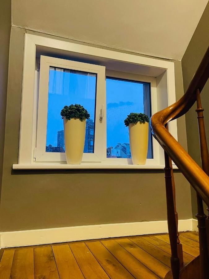 O-Sea House: Herenwoning In Belle Epoque Wijk Te Oostende Екстер'єр фото